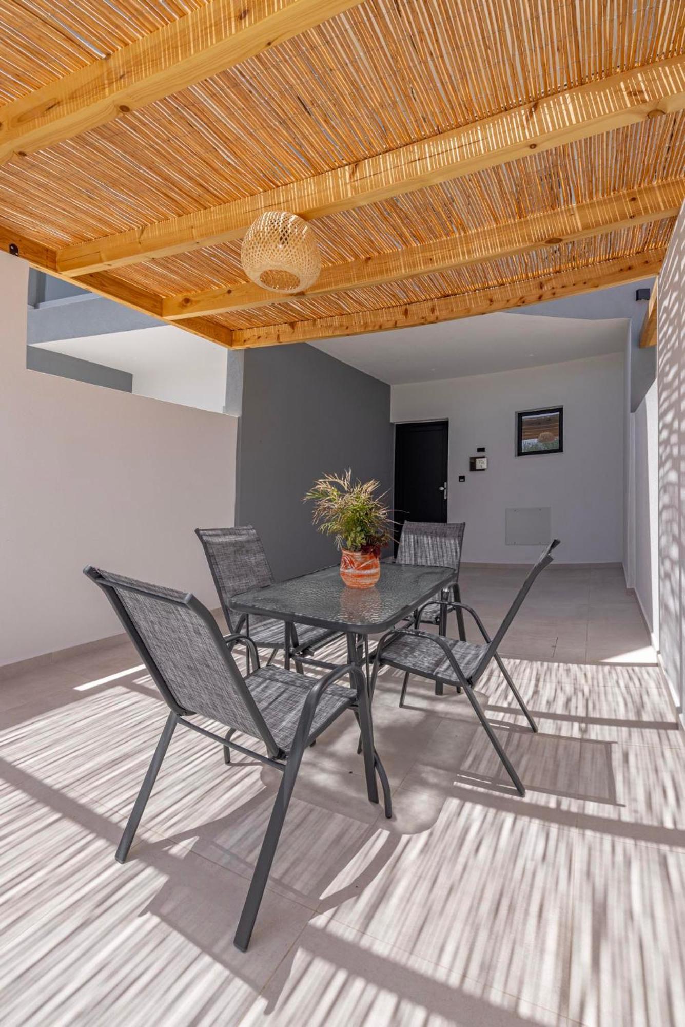 Tota Suites Αφάντου Εξωτερικό φωτογραφία